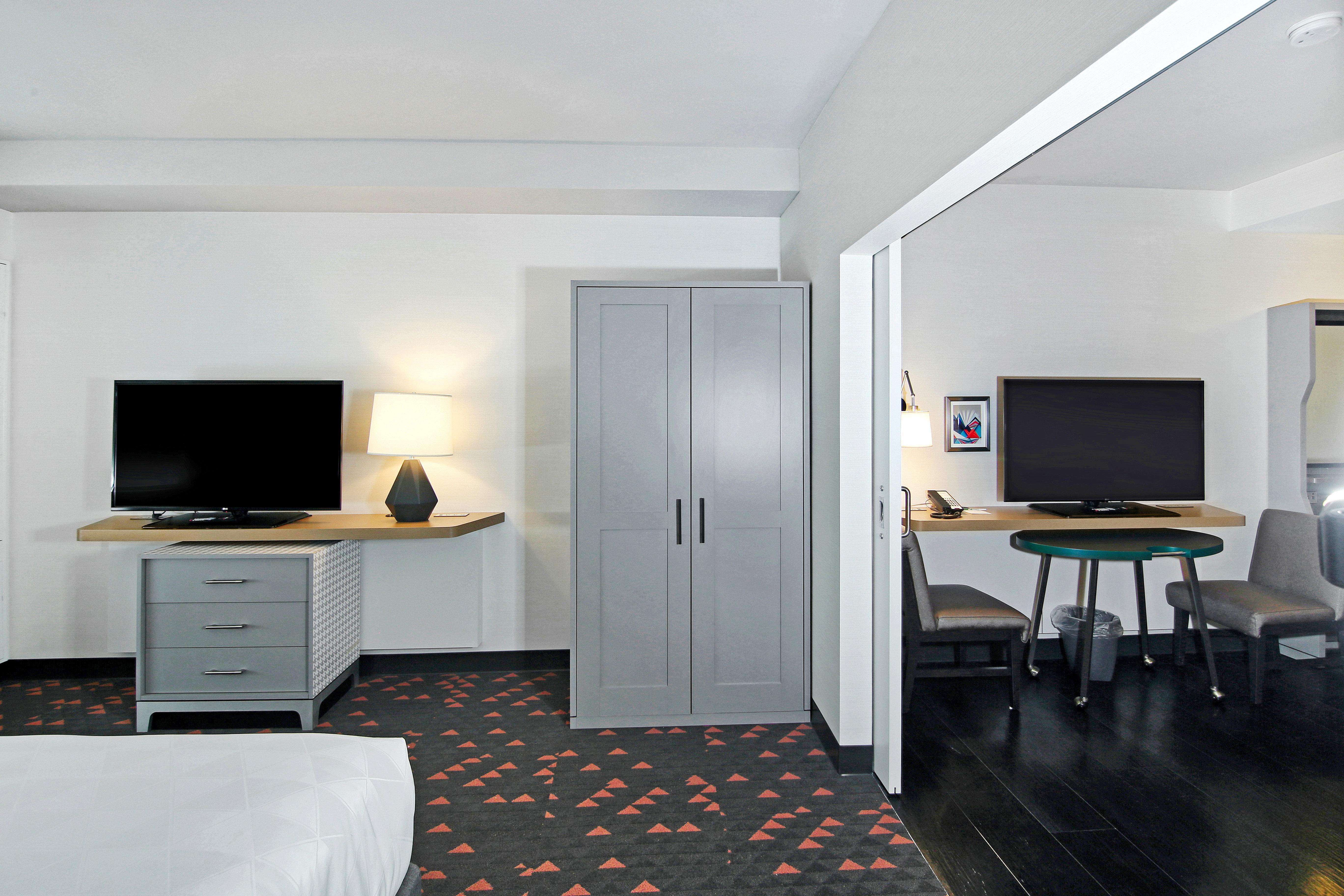 Holiday Inn Hotel & Suites - Calgary Airport North By Ihg Buitenkant foto