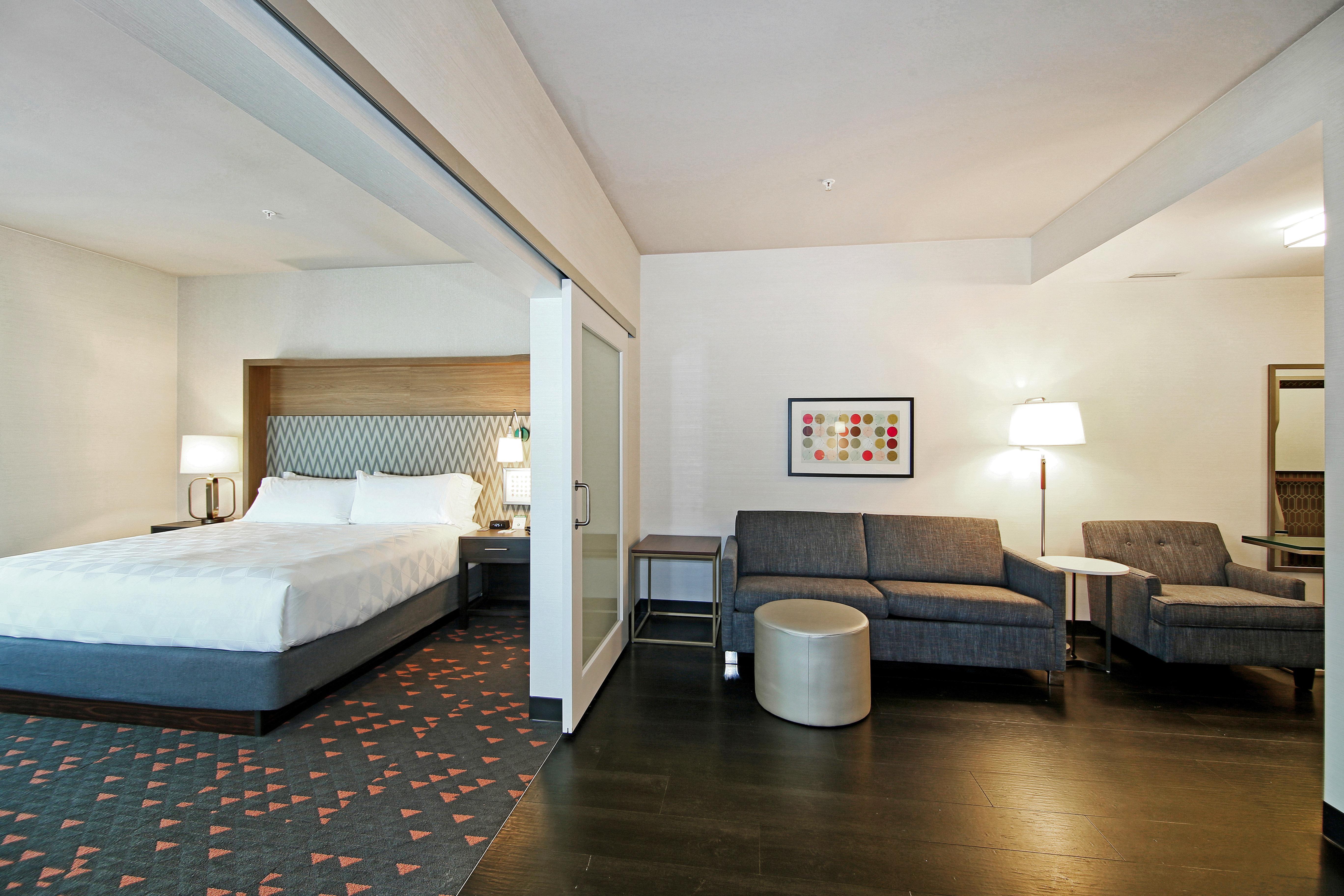 Holiday Inn Hotel & Suites - Calgary Airport North By Ihg Buitenkant foto